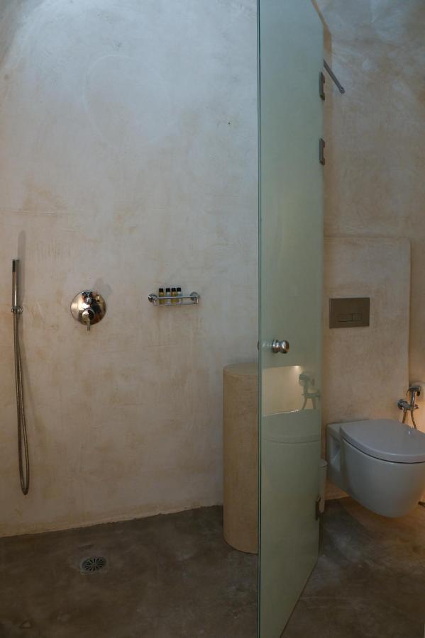 Naos Suites Βόθον Εξωτερικό φωτογραφία