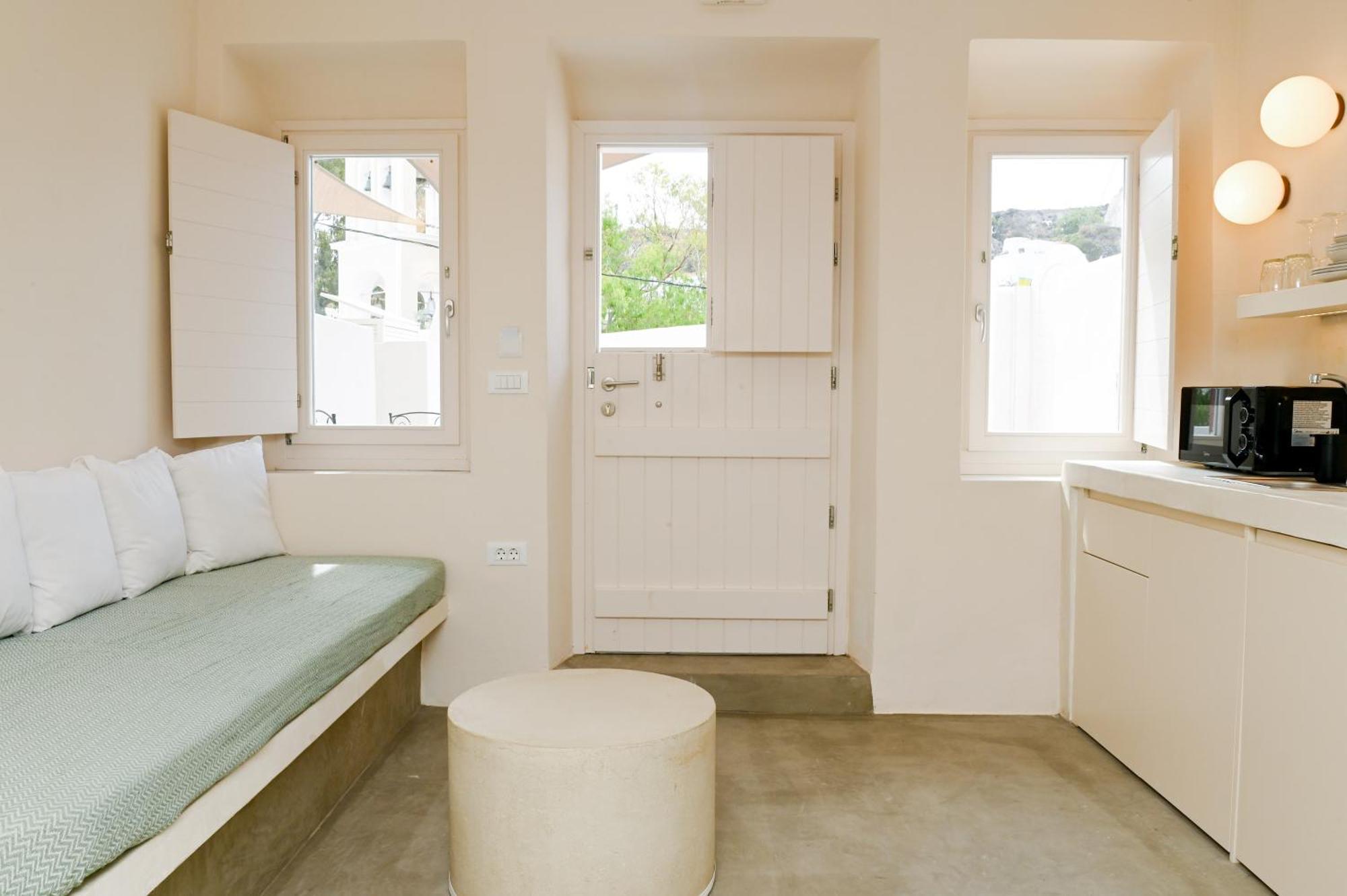 Naos Suites Βόθον Εξωτερικό φωτογραφία